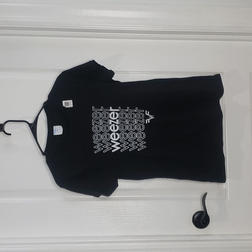 Weezer Band T-Shirt Black Size Small NWT